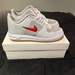 Lunar forces